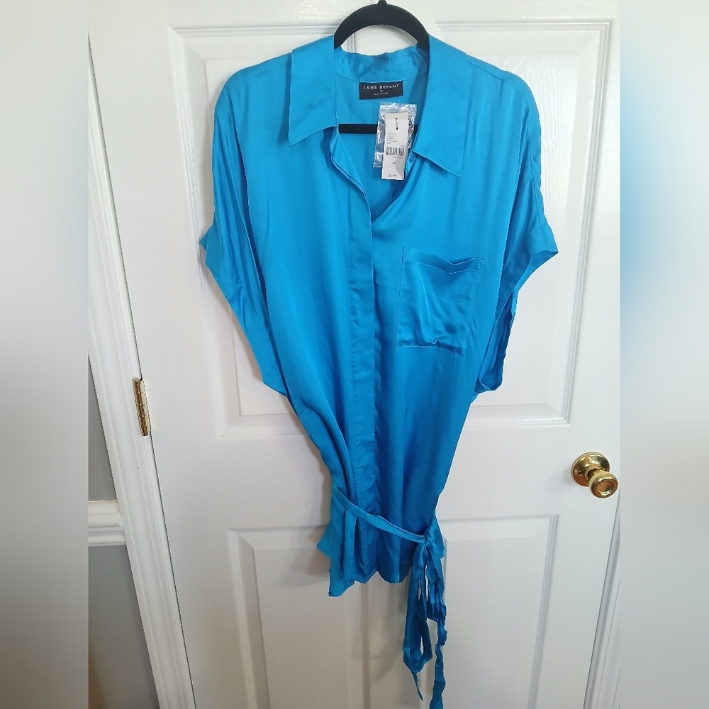 Blue Button-Up Tunic Top NWT Casual Classy Feminine Tie At Waist Lightweight